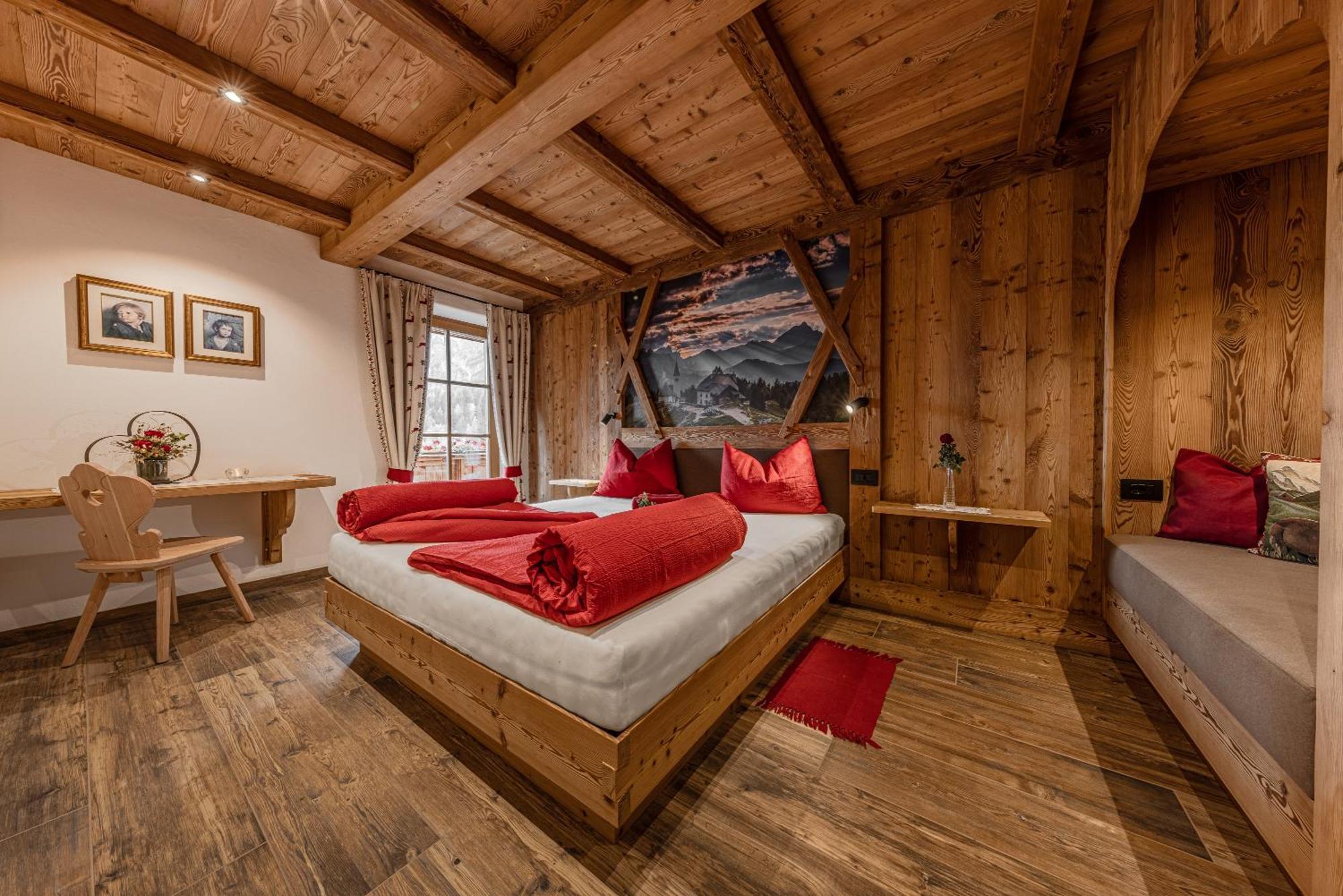 Farm Chalet Jusciara Badia  Exterior photo